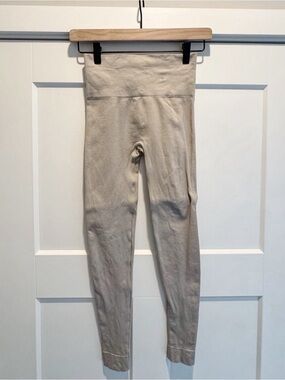 SET Active Leggings